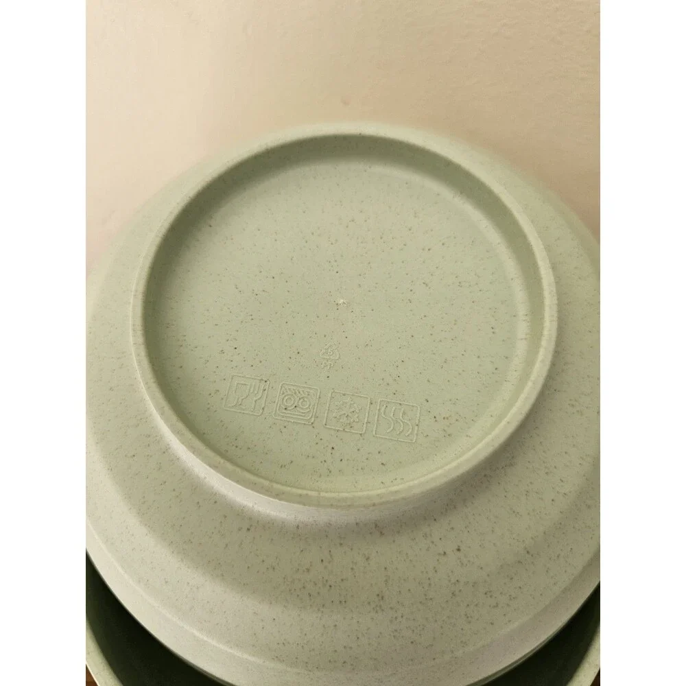 4 Green Speckle Plastic All Purpose Bowls Serving Pasta Mixing Prep
